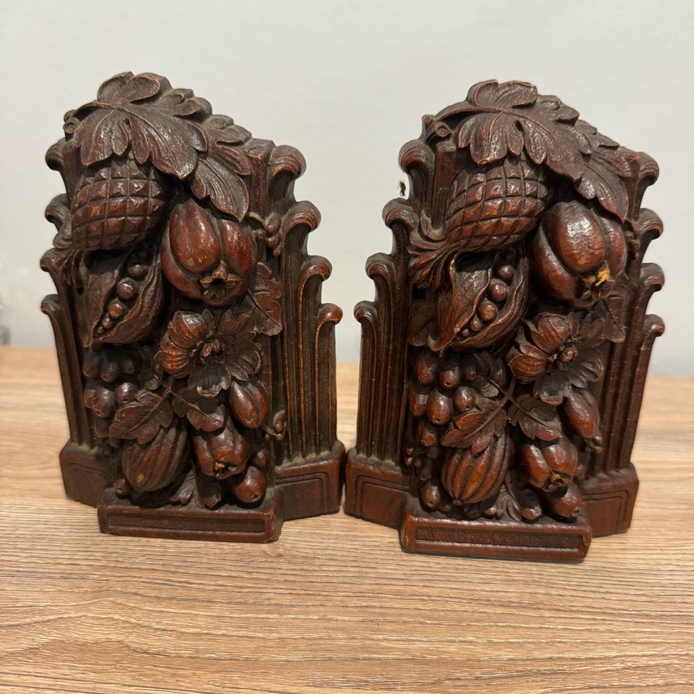 Vintage Syroco Wood Bookends Fruits Nuts MCM Brown Carved